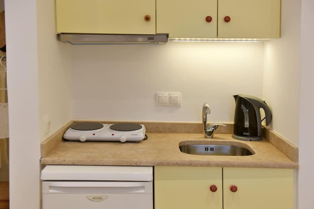 Sterna Apartment هيدرا المظهر الخارجي الصورة